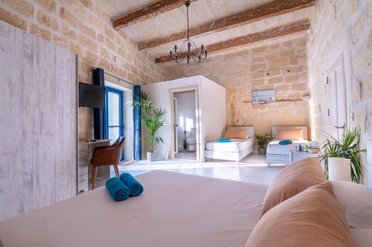 Fiftyfour West Boutique Living * Għarb