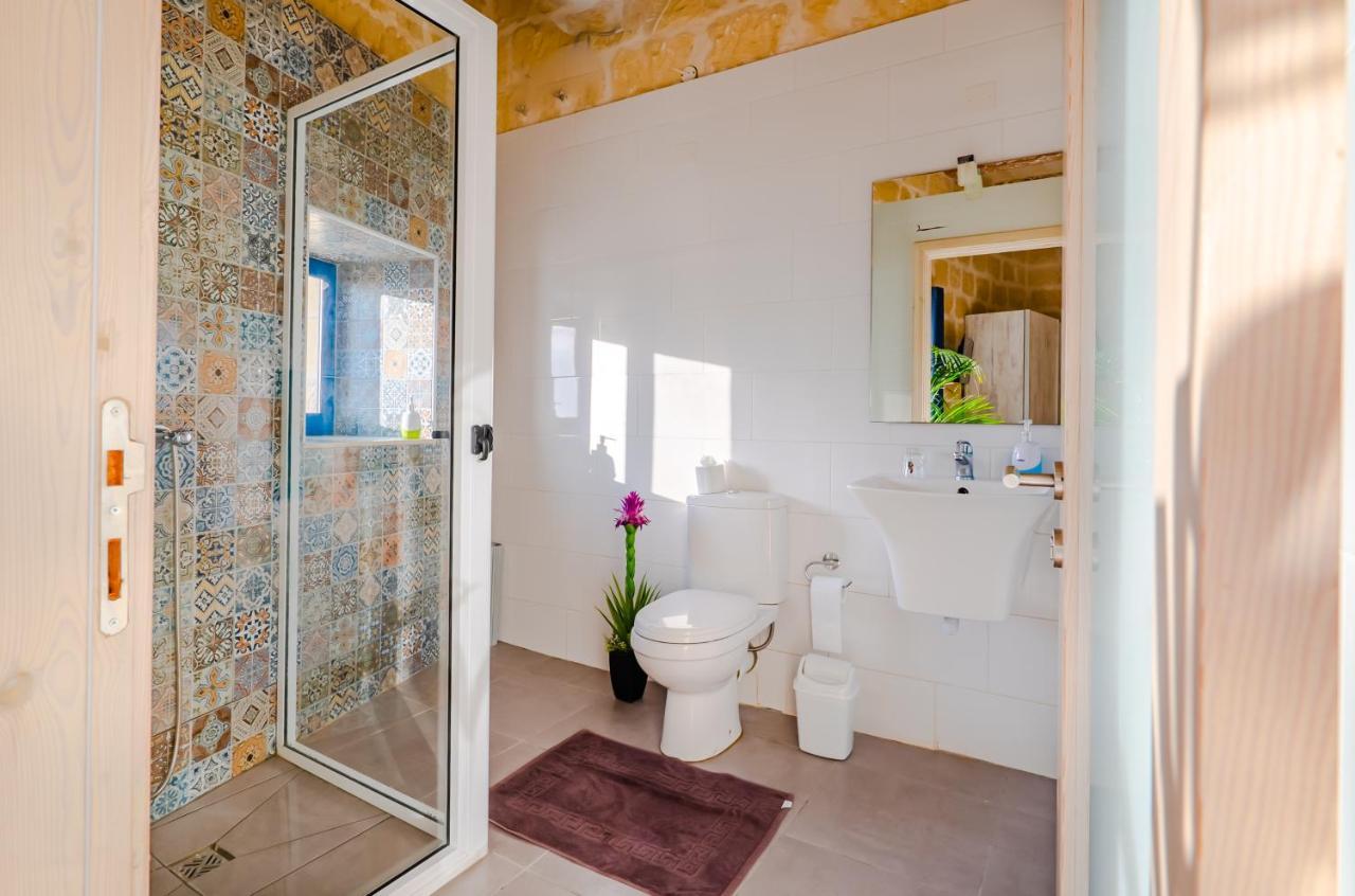 Fiftyfour West Boutique Living Għarb