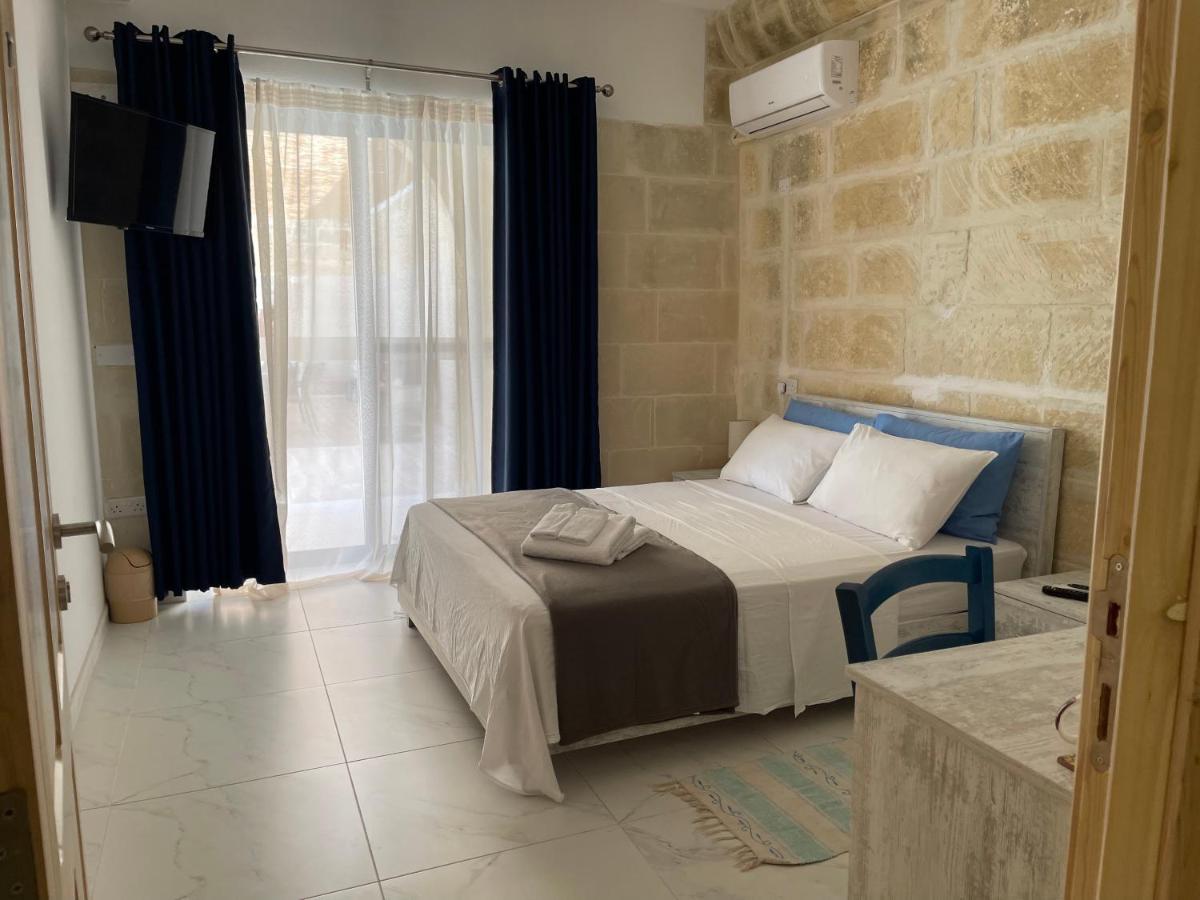 Fiftyfour West Boutique Living Għarb