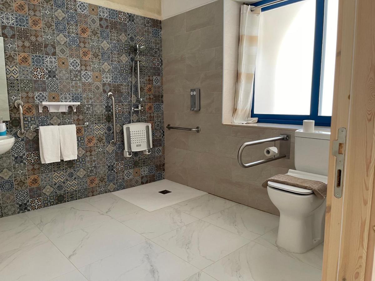 Alojamento de Acomodação e Pequeno-almoço Fiftyfour West Boutique Living Għarb
