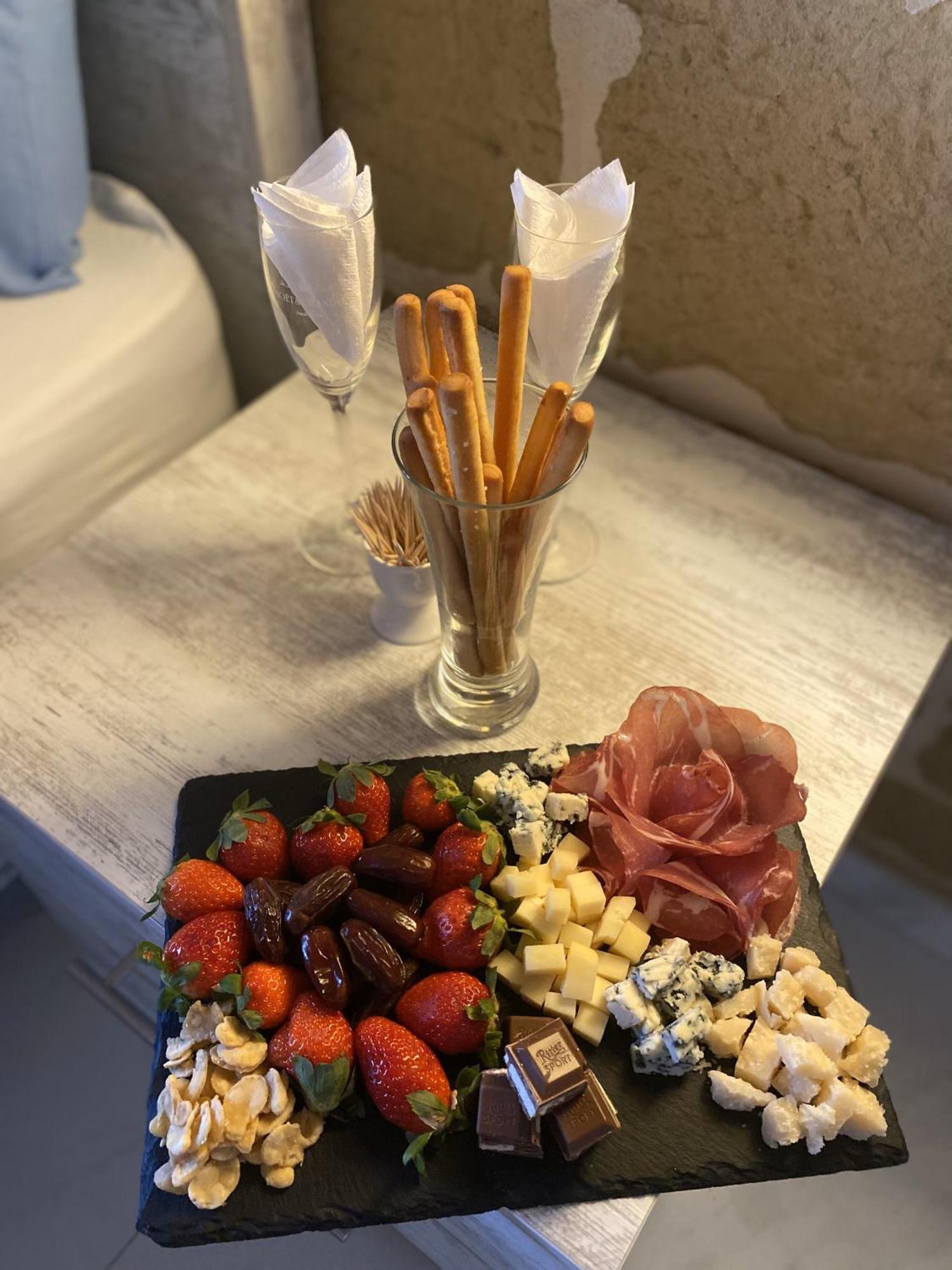 Alojamento de Acomodação e Pequeno-almoço Fiftyfour West Boutique Living Għarb