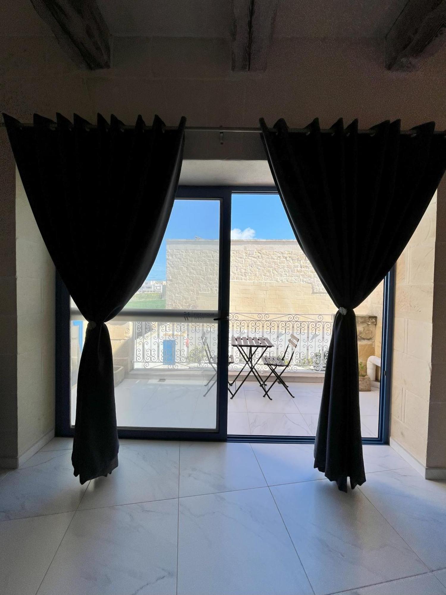 Alojamento de Acomodação e Pequeno-almoço Fiftyfour West Boutique Living