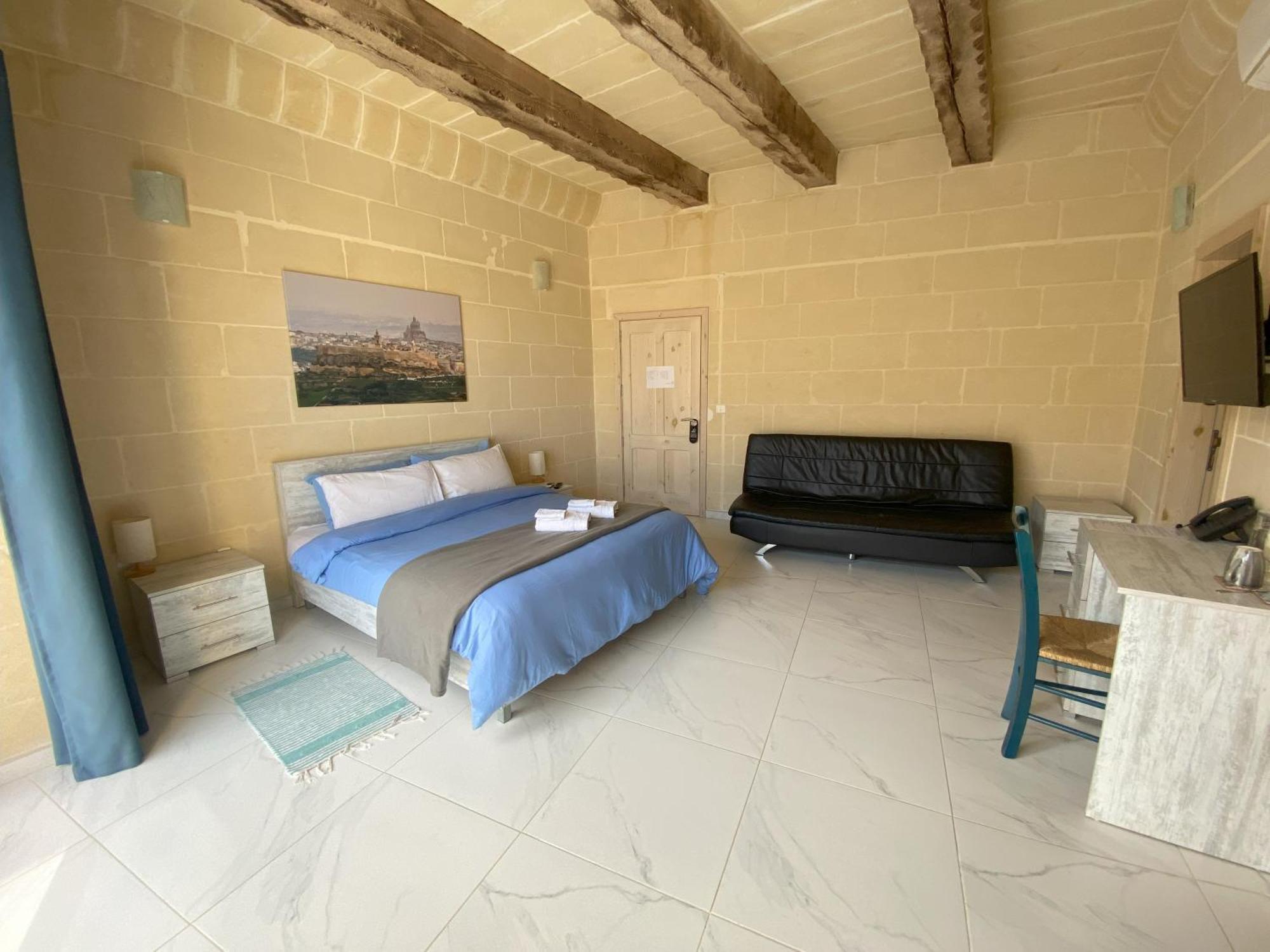 Fiftyfour West Boutique Living Alojamento de Acomodação e Pequeno-almoço Għarb